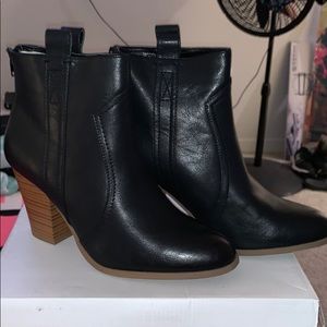Just Fab Black Boots